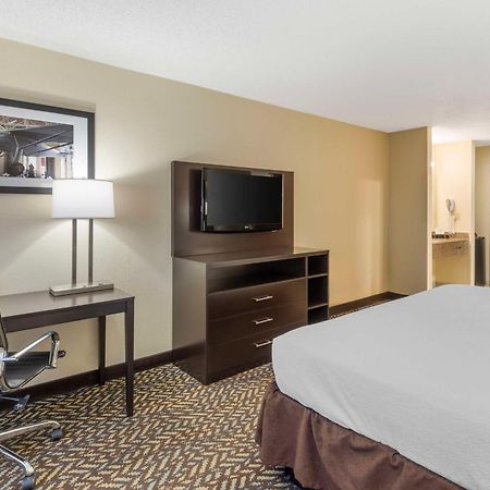 Best Western St. Louis Inn Арнолд Экстерьер фото