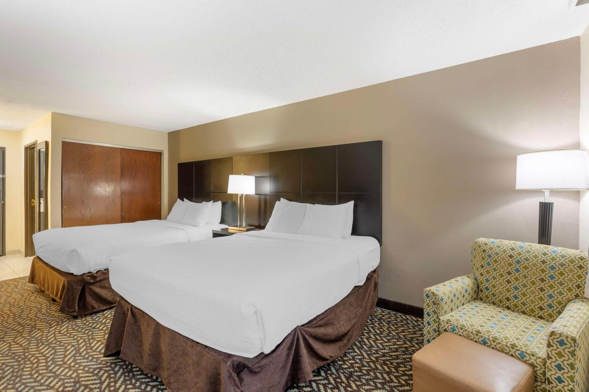 Best Western St. Louis Inn Арнолд Экстерьер фото