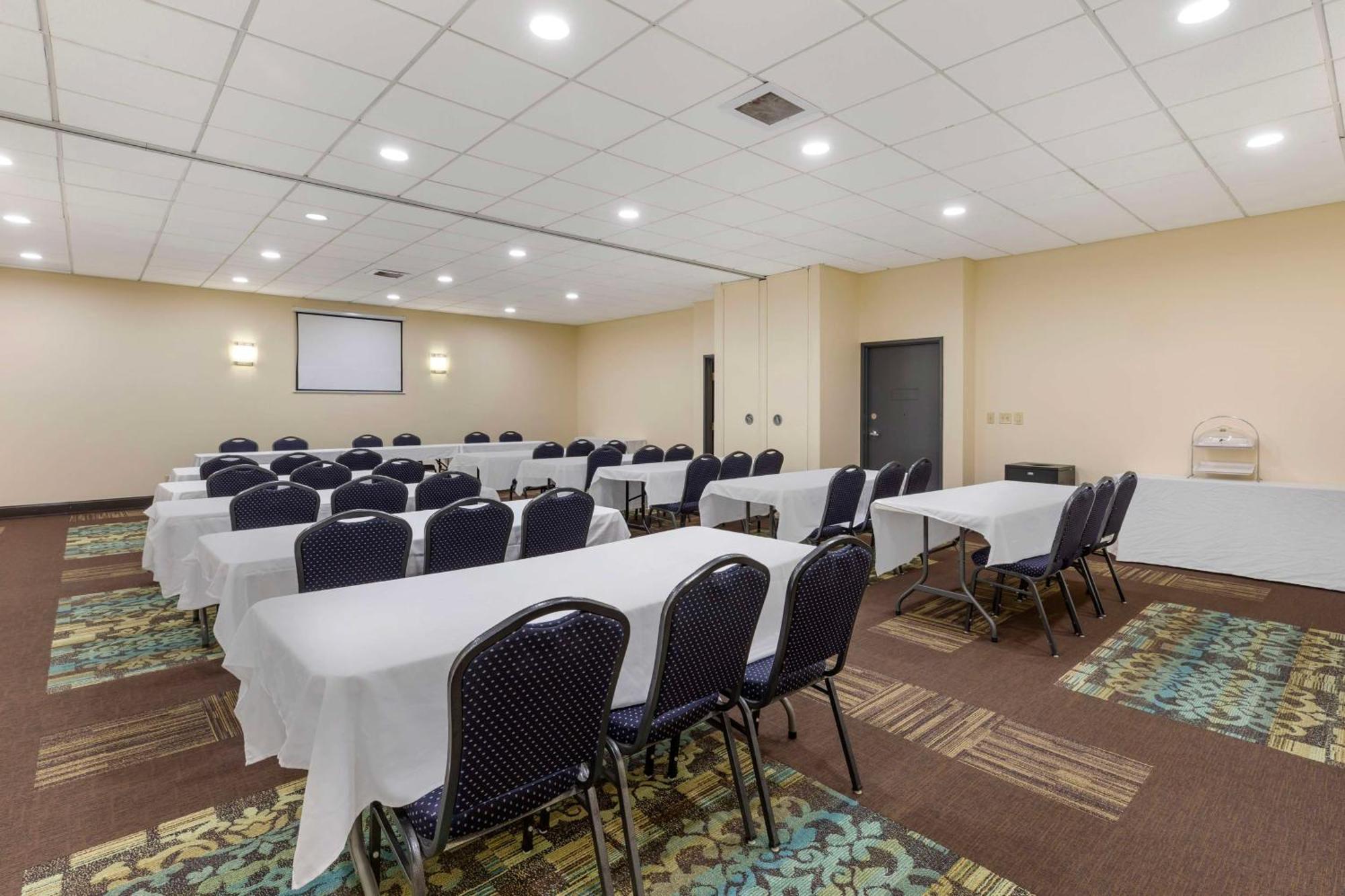 Best Western St. Louis Inn Арнолд Экстерьер фото