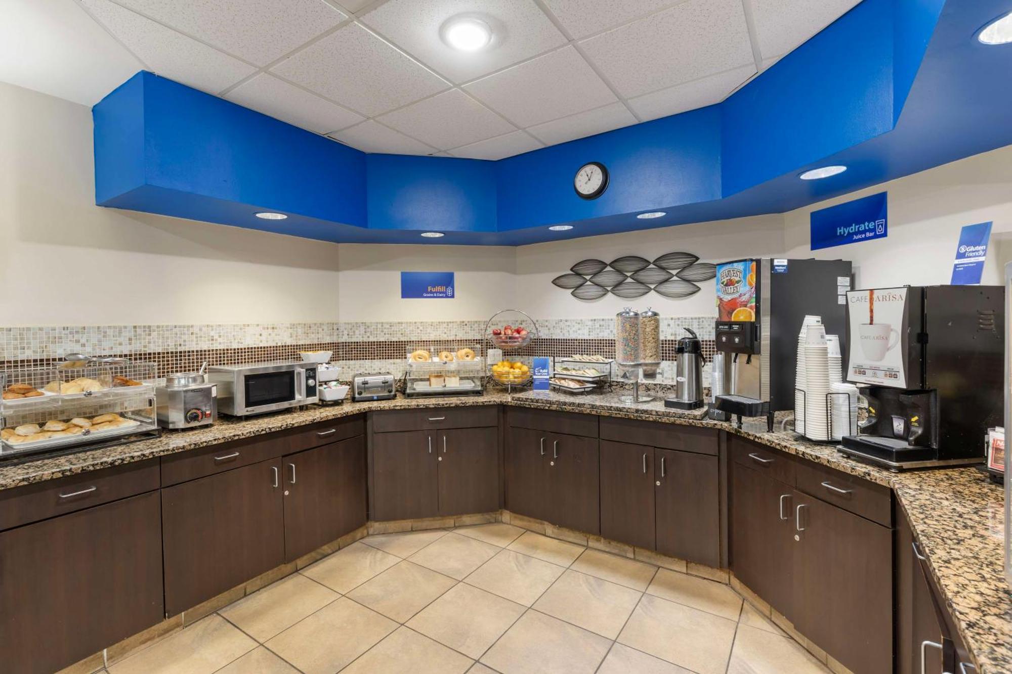 Best Western St. Louis Inn Арнолд Экстерьер фото